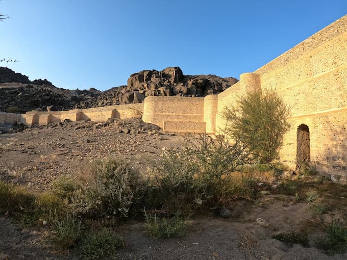 A historical and spiritual tour of Mecca - including a visit to Ain Zubaydah and Al-Tan'im Mosque
