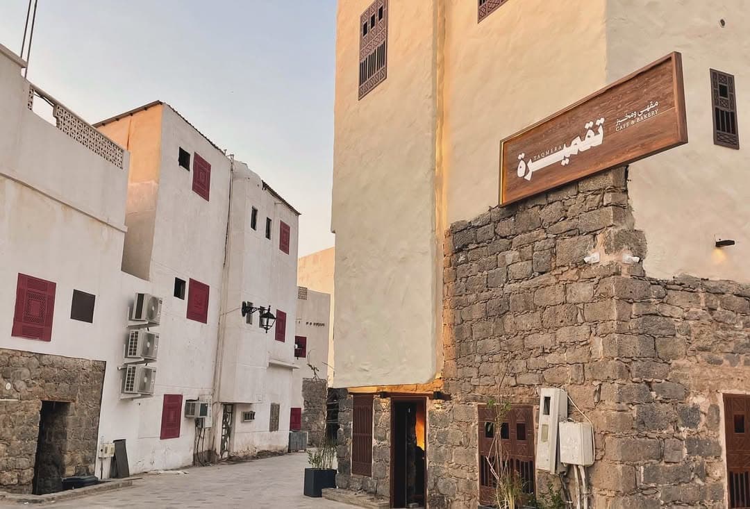 جولة في قلب المدينة المنورة لزيارة المساجد الأثرية ومشروع الحي