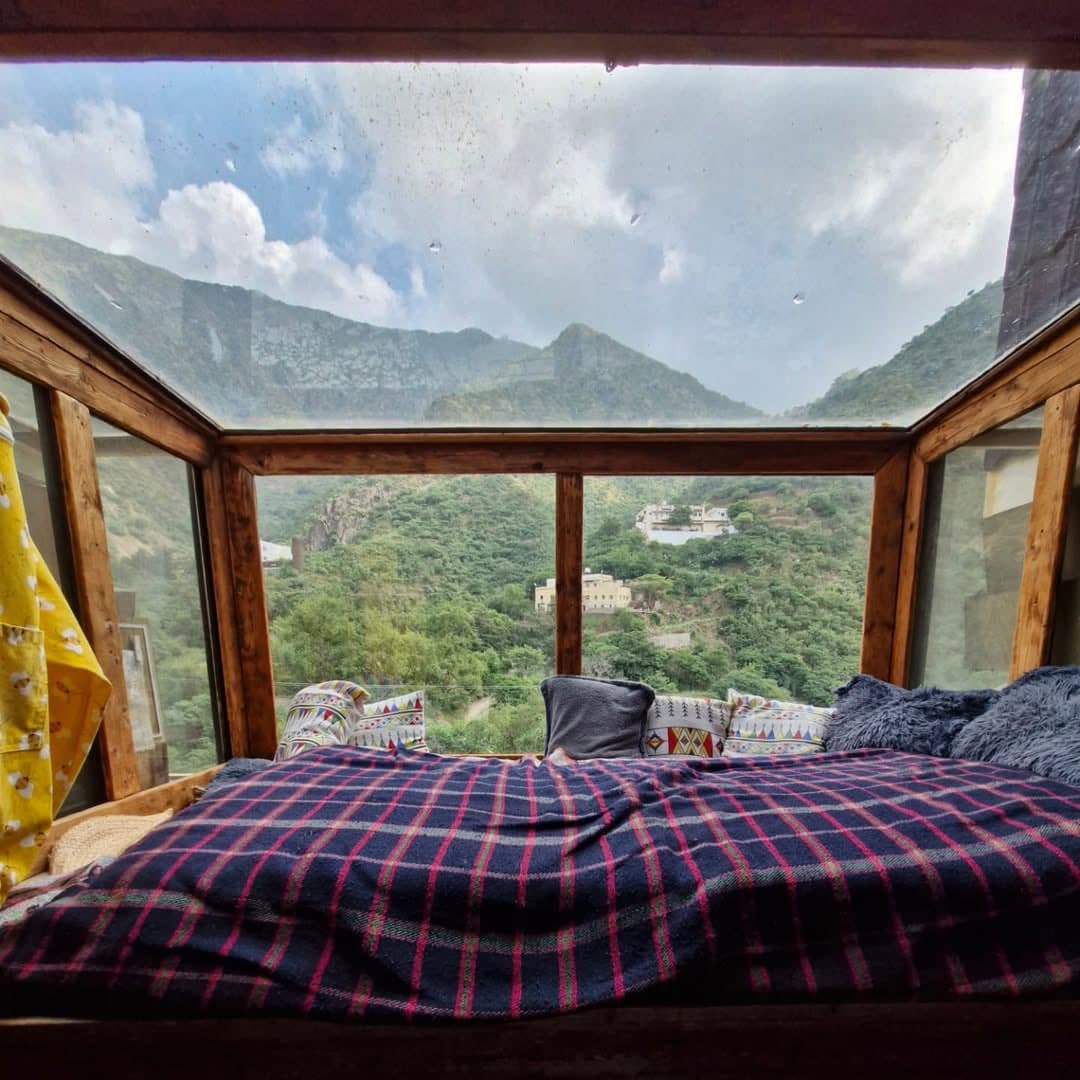An exploratory tour in Asir, from Al-Soudah to the Honey Hut, then to Rijal Almaa.