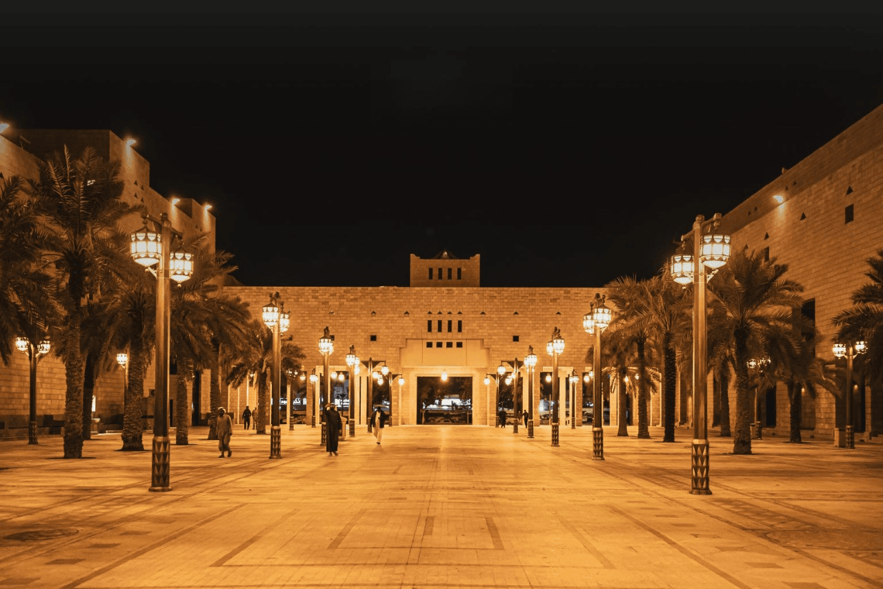 باقة الرياض 3 ليالي لشخصين (سكن-نقل-جولات)