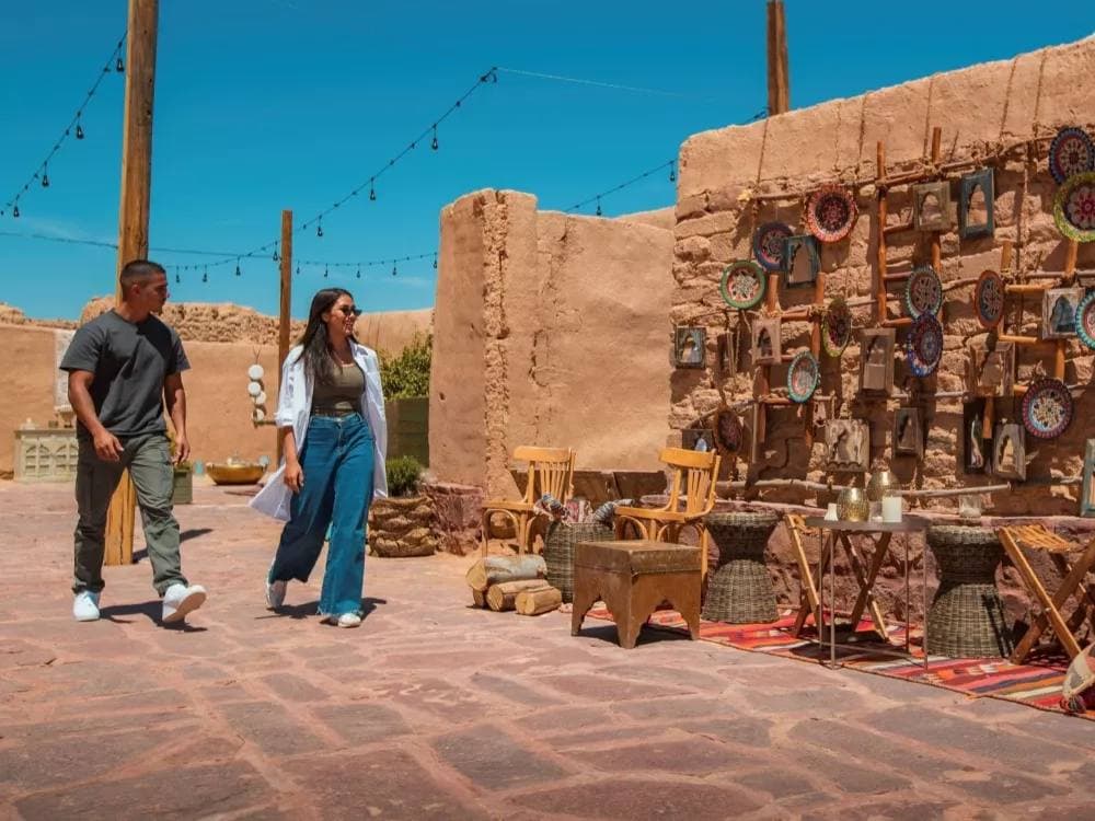 رحلة 4 أيام / 3 ليالي الى جدة والعلا هذا وقت الروقان و البحر