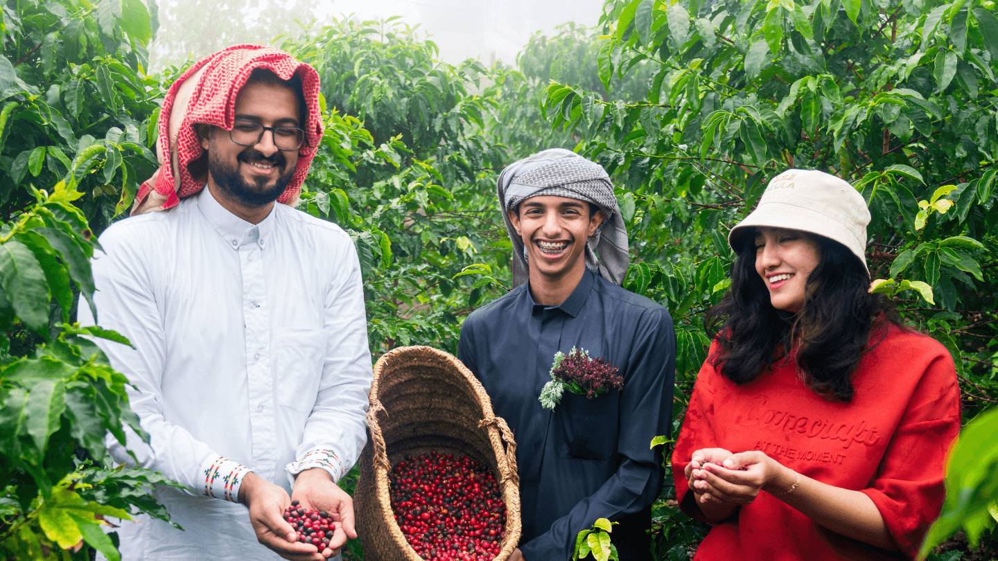 Hike in a mysterious village, coffee farm and experience local cuisine