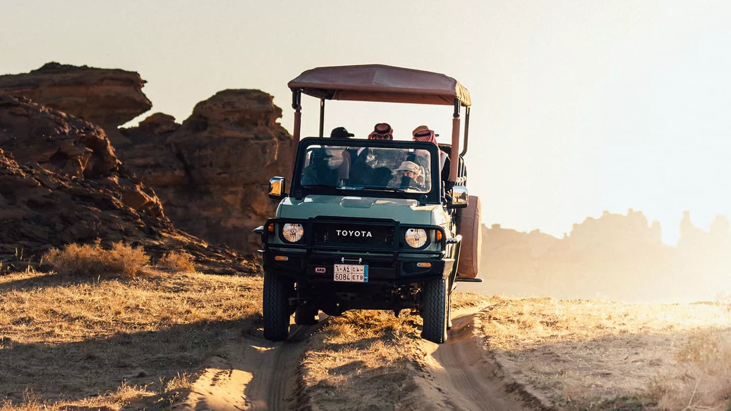 Wildlife and nature tour in Al-Hajar