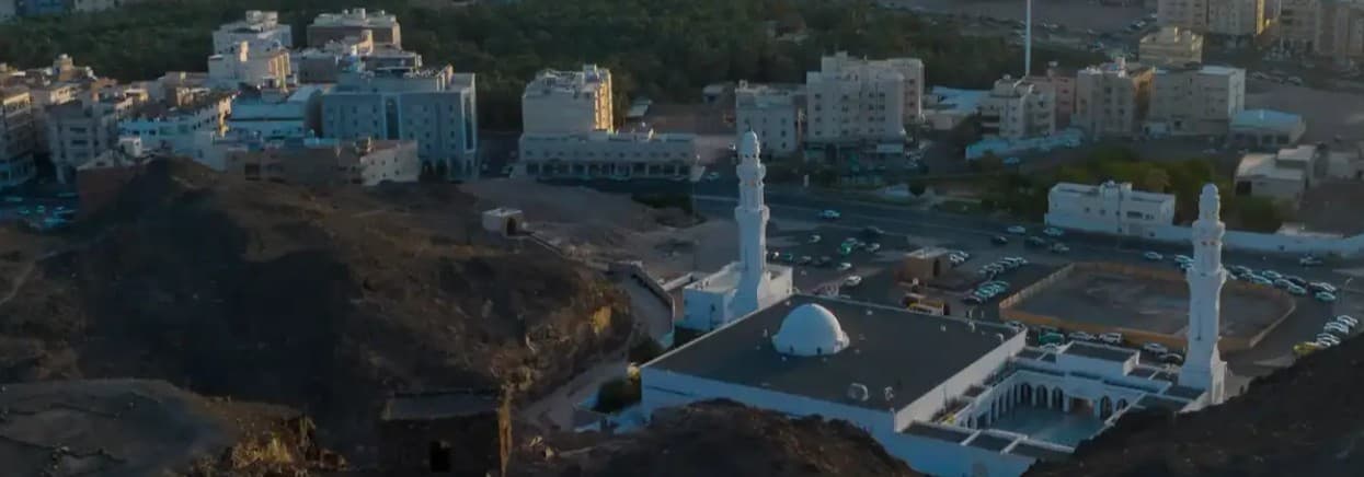 The tour of Quba, the two Qiblas, and the two battles