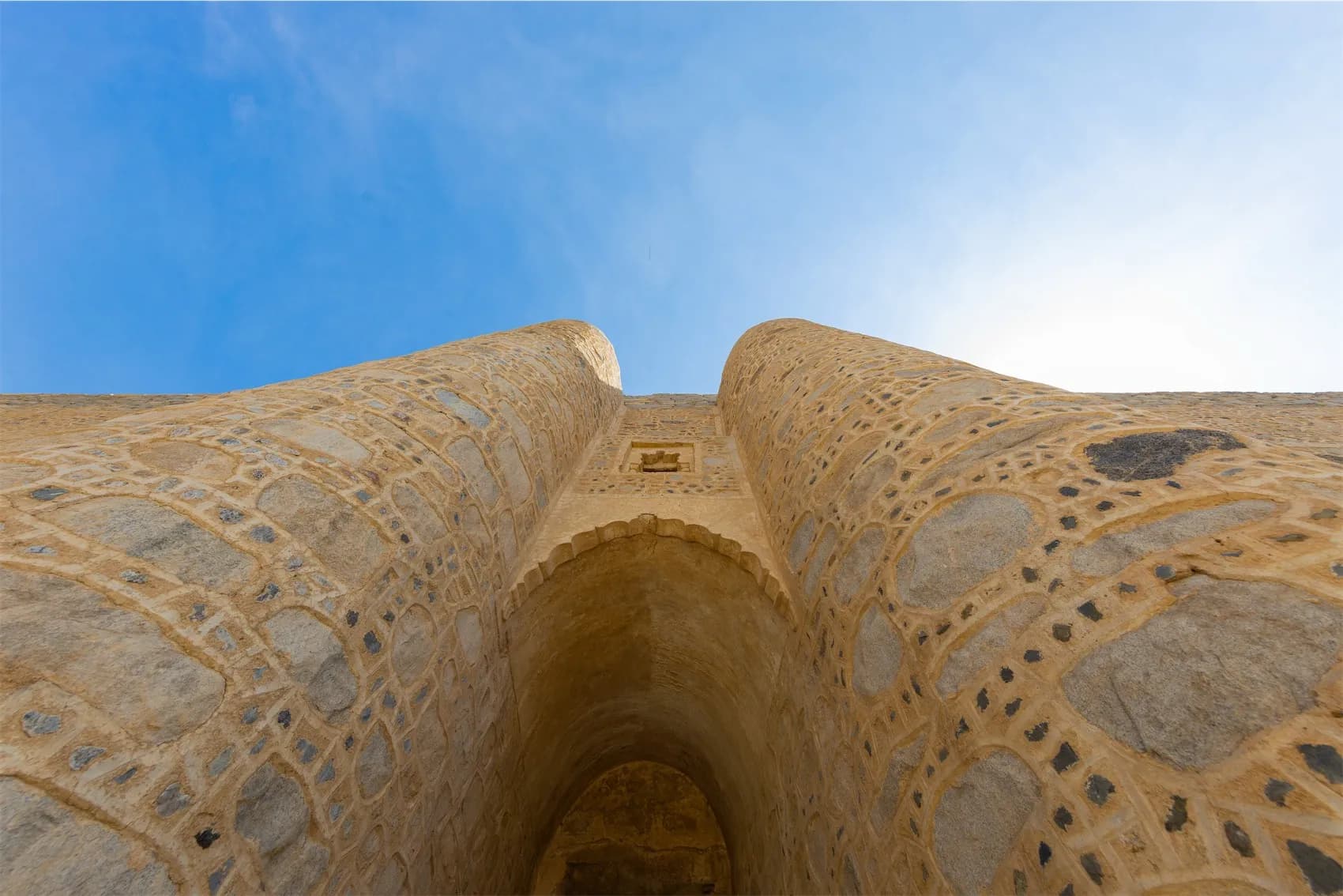 خاصرة عين زبيده
