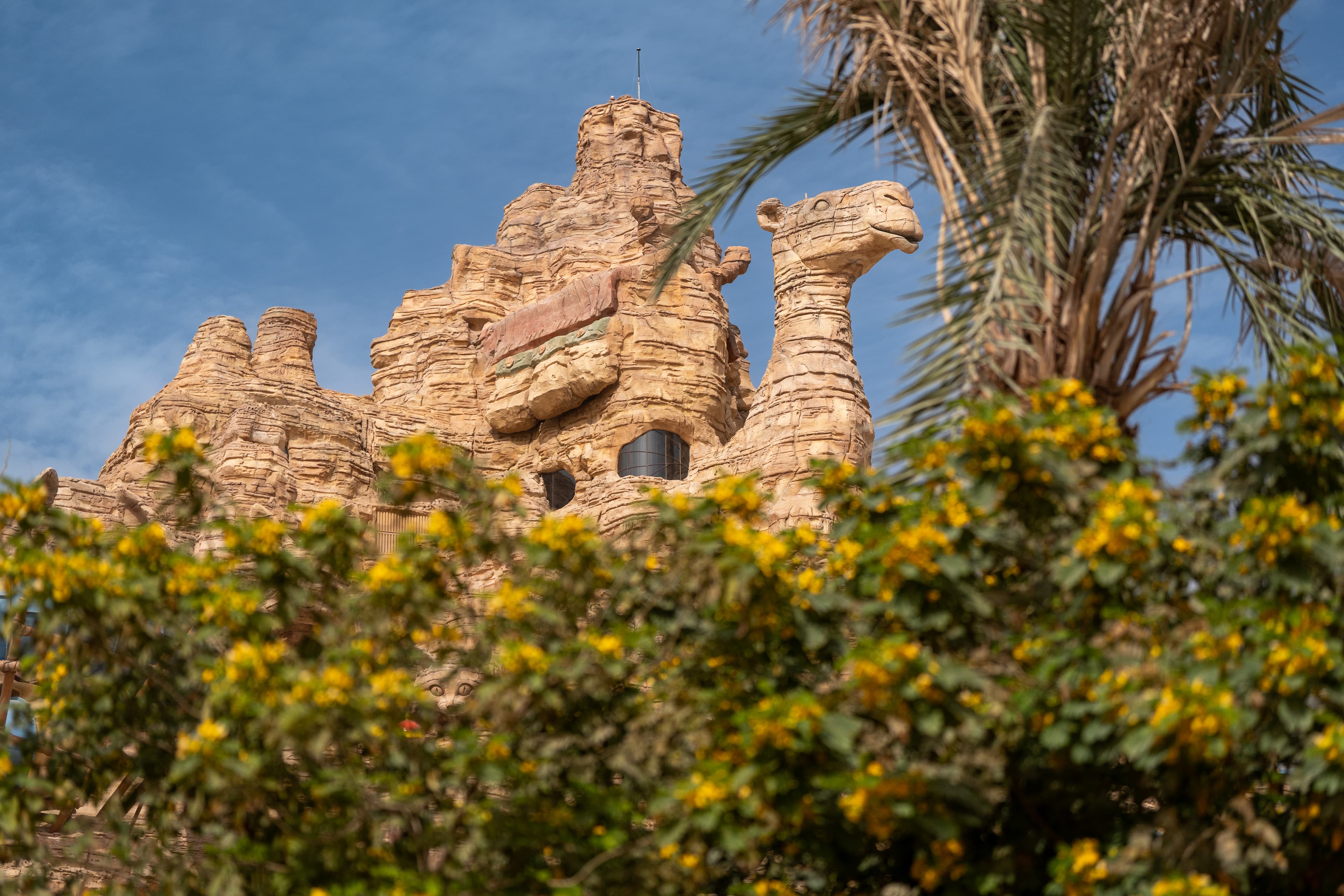 Qiddiya: 2-Night 5-Star + Aquarabia & Six Flags (5 Pax)