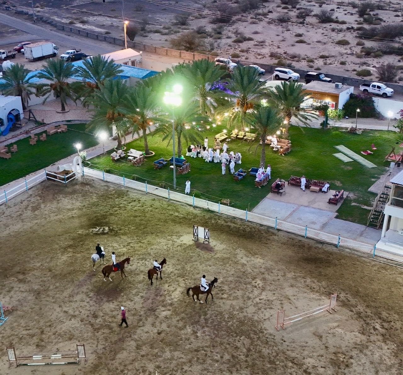 تجربة ركوب الخيل في مركز فال العز للفروسية