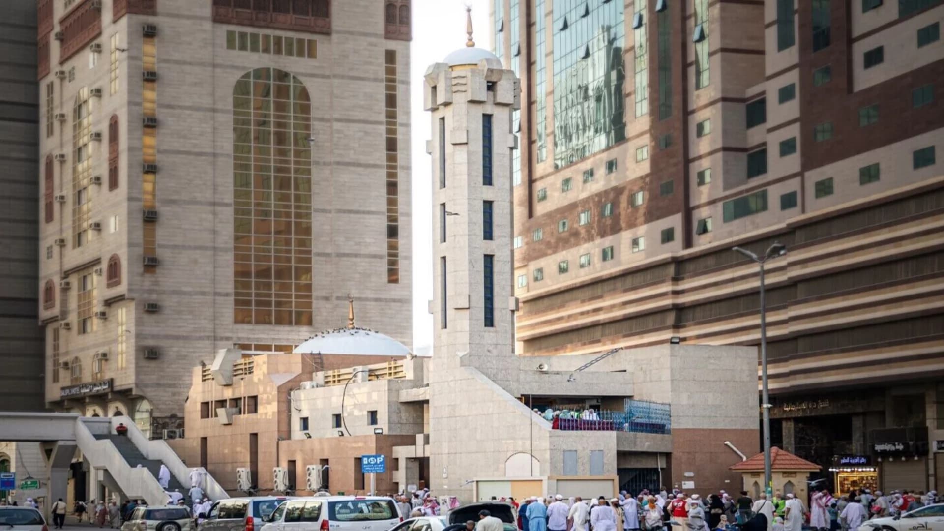 A tour of the historical mosques of Mecca, starting from the Mosque of the Jinn to the Mosque of Allegiance