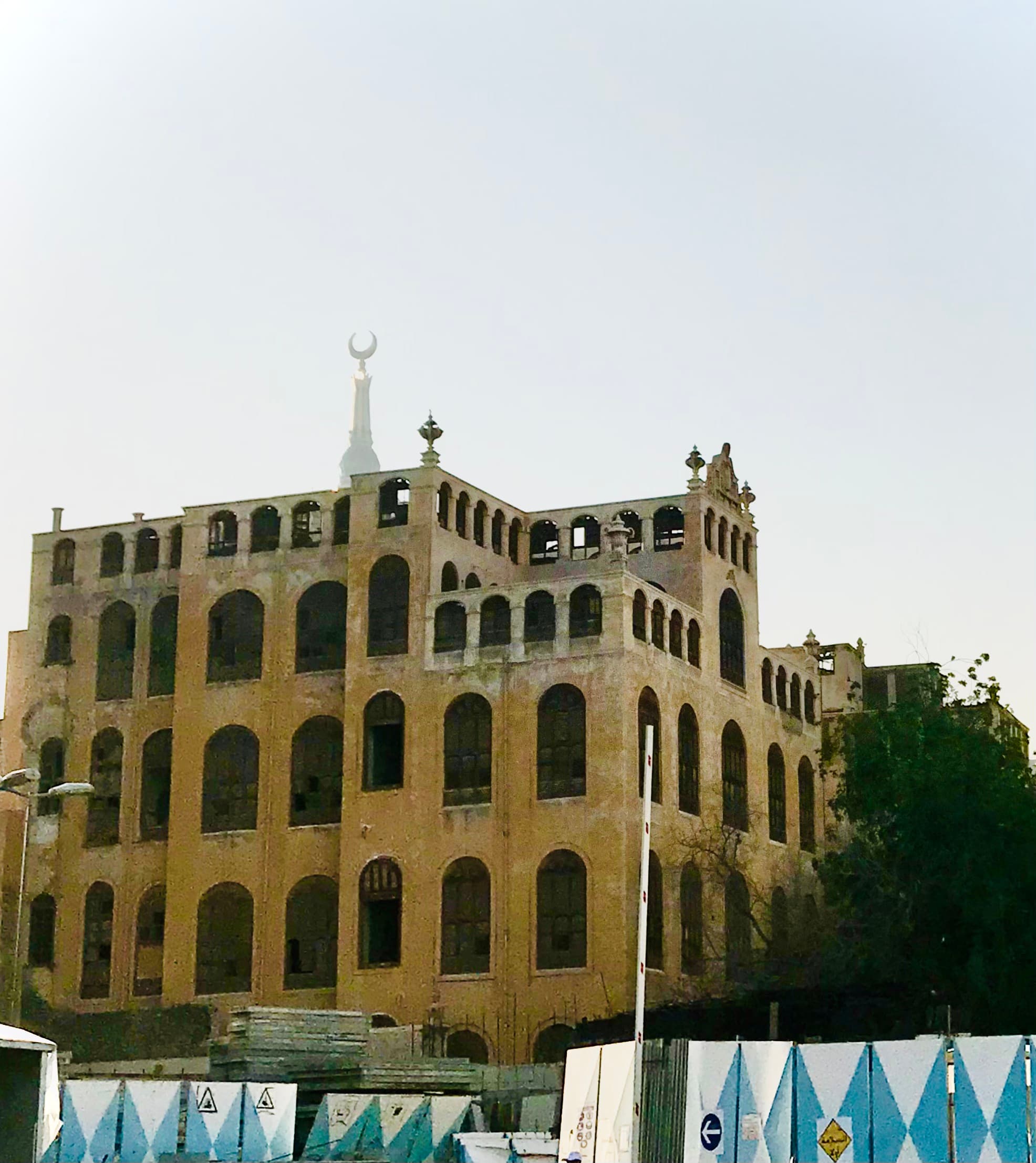 "The Legacy of Kings and Princes": An Exterior Tour Through the History of Mecca's Palaces