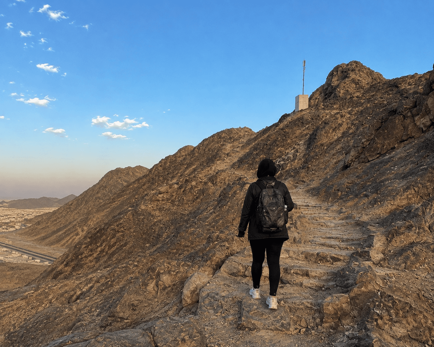 هايك جبل أحد (للمجموعات)
